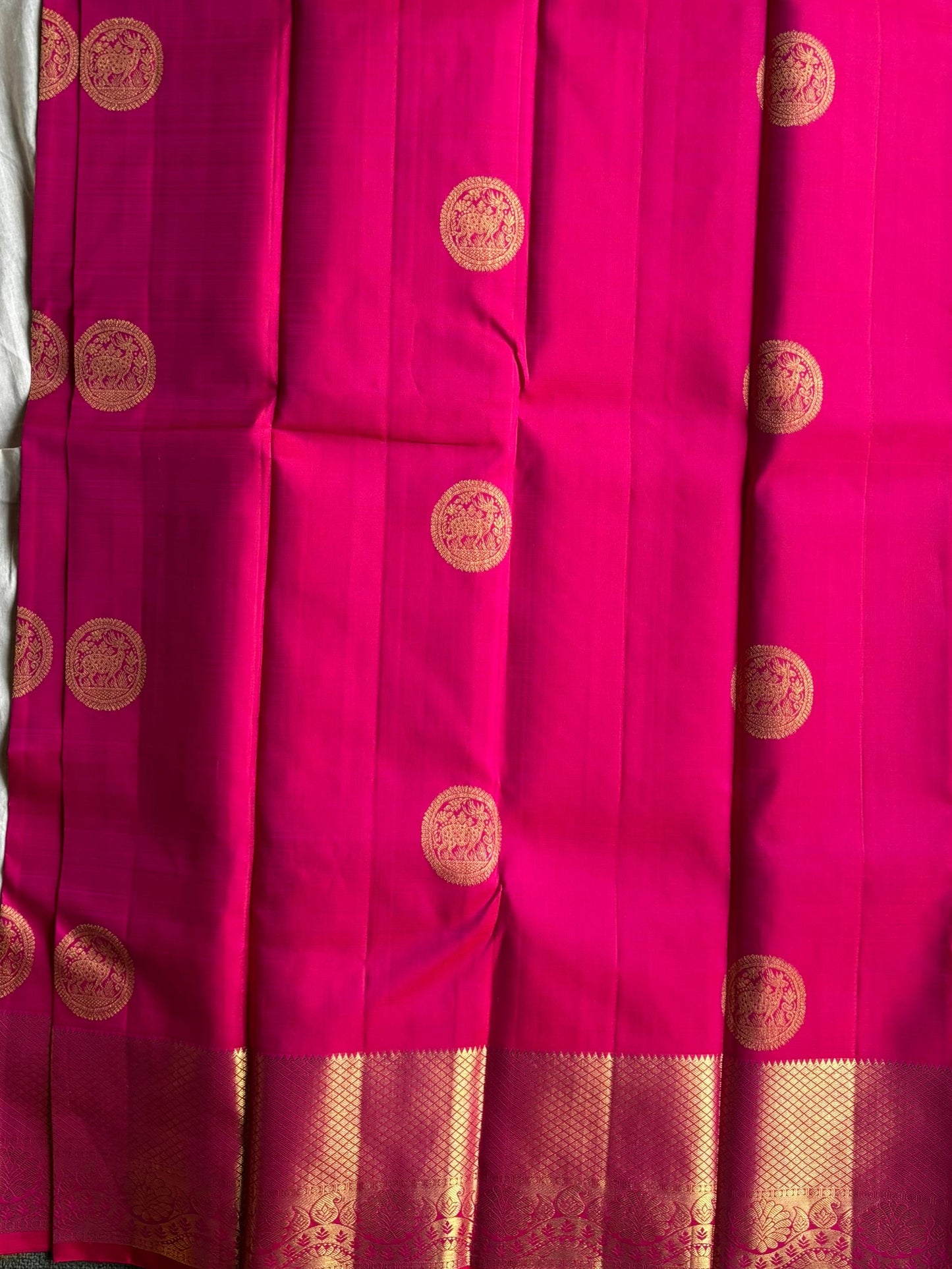 Pink Pure Silk Kanjivaram Handloom Saree with Golden Zari work | SILK MARK CERTIFIED