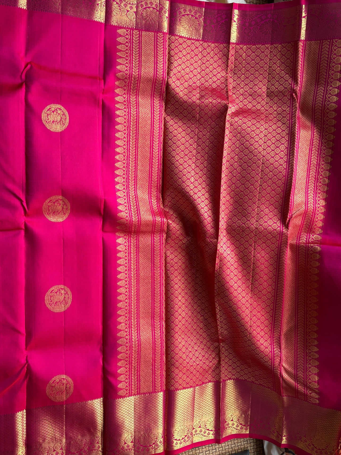 Pink Pure Silk Kanjivaram Handloom Saree with Golden Zari work | SILK MARK CERTIFIED