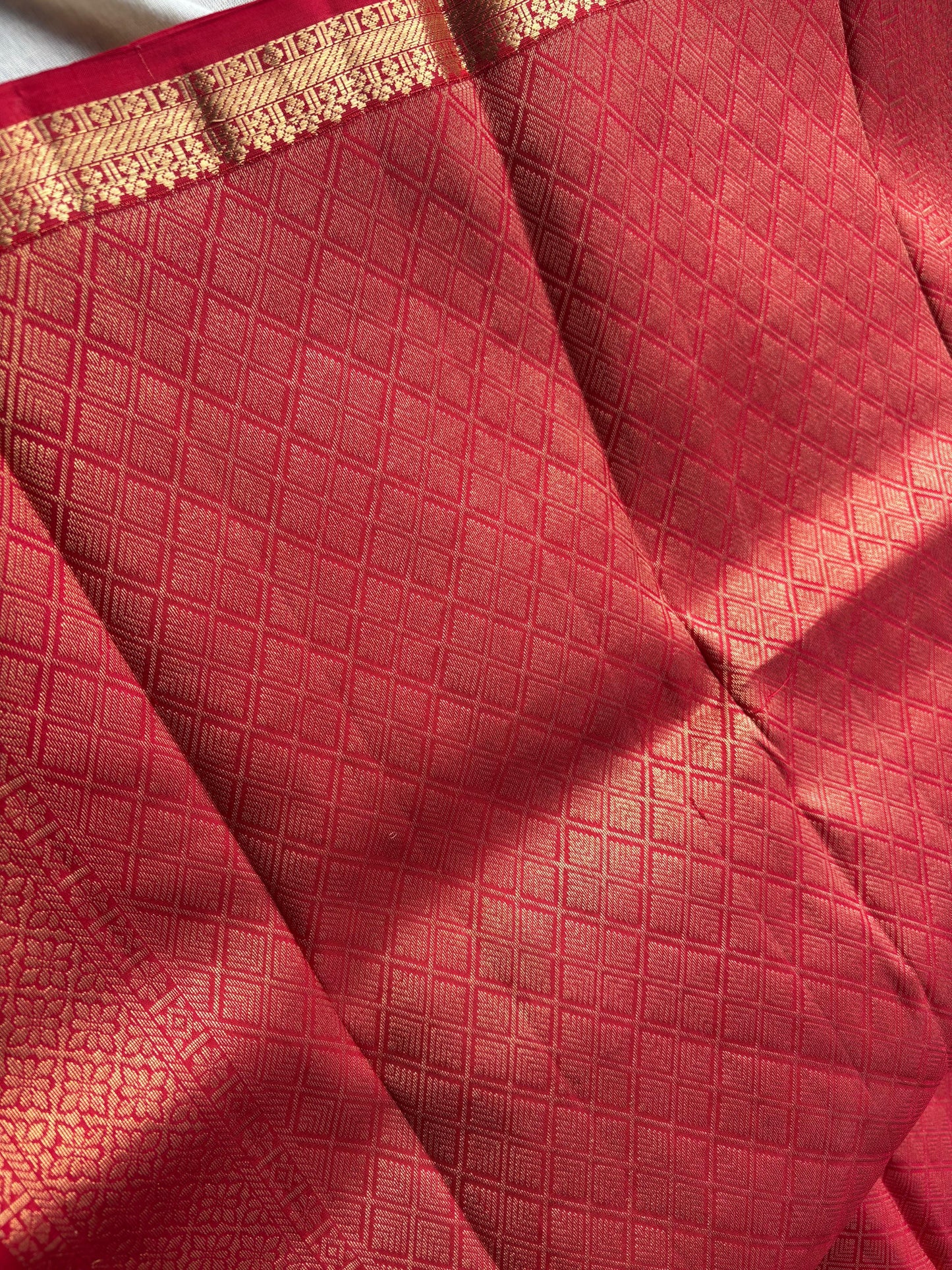 Very Lightweight Flowy Red Color Pure Silk Kanjeevaram Saree Red Golden Zari Pallu | Silk Mark Cert