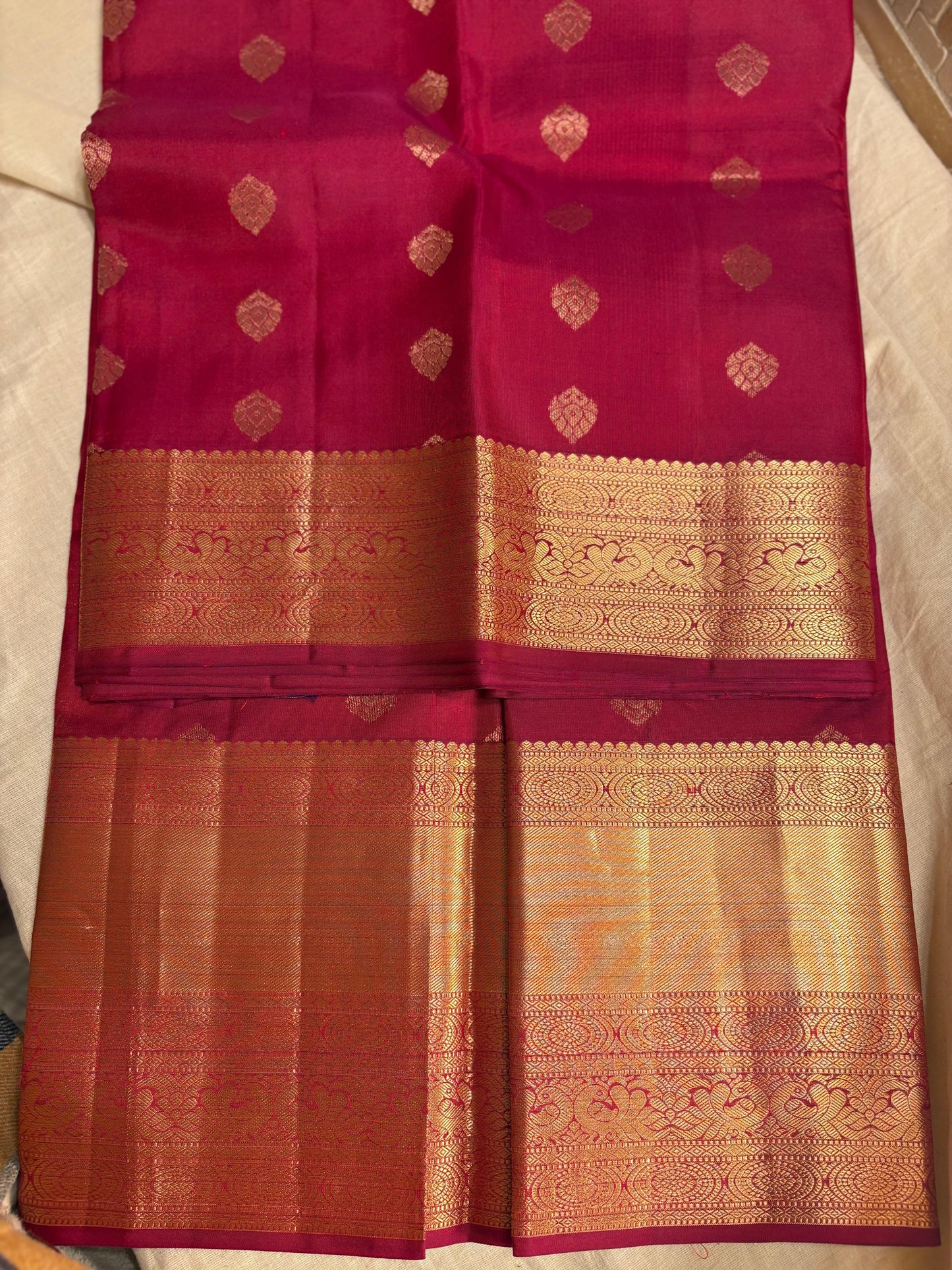 Very Rich Maroon Color Pure Silk Kanjivaram Saree with Golden Zari| SILK MARK CERTIFIED