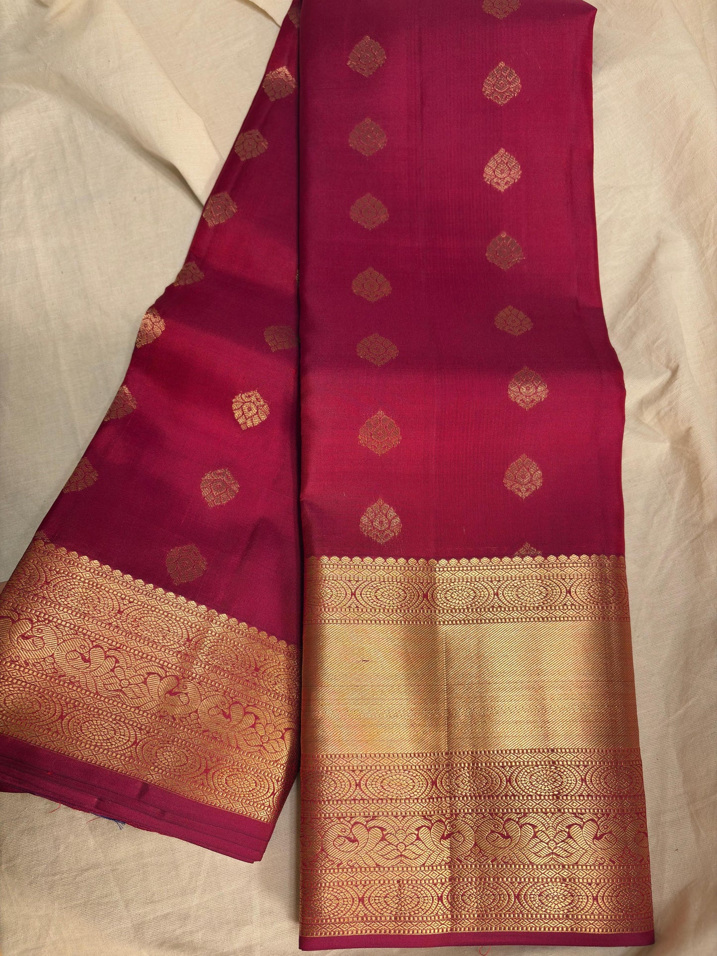 Very Rich Maroon Color Pure Silk Kanjivaram Saree with Golden Zari| SILK MARK CERTIFIED