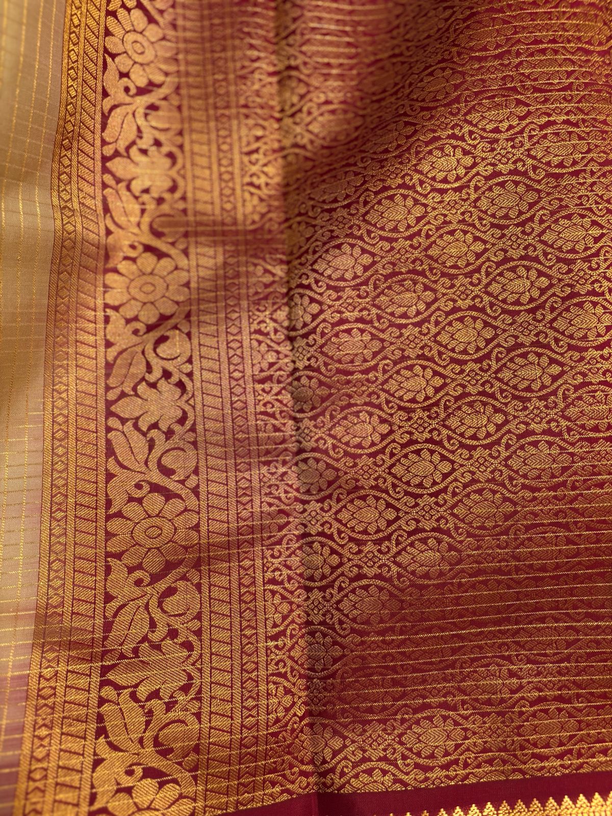 Light Pista Green Checks Pure Silk Kanjeevaram Gorgeous Golden Zari Pallu | Silk Mark Cert