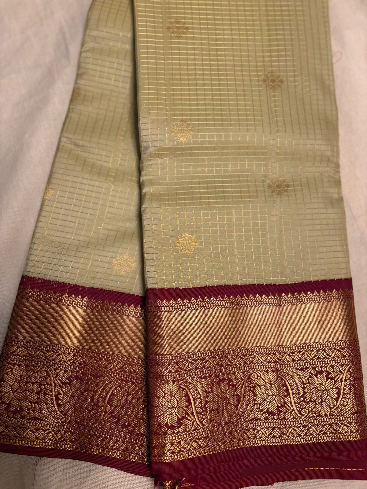 Light Pista Green Checks Pure Silk Kanjeevaram Gorgeous Golden Zari Pallu | Silk Mark Cert