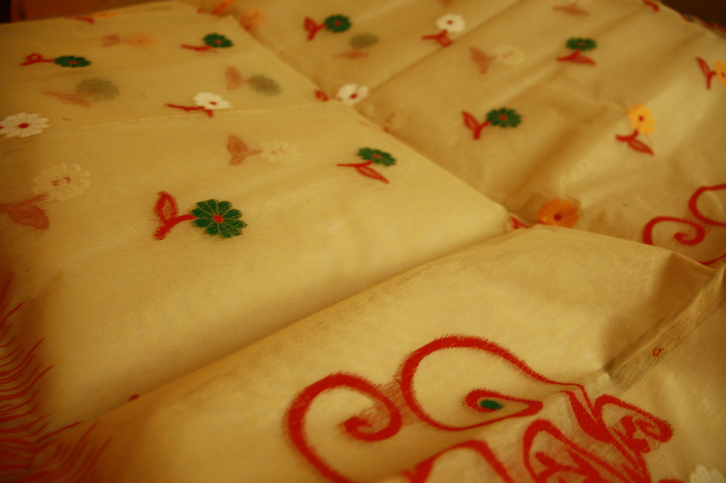 Cream White Pure Cotton Handwoven Saree | Bengali Jamdani Saree