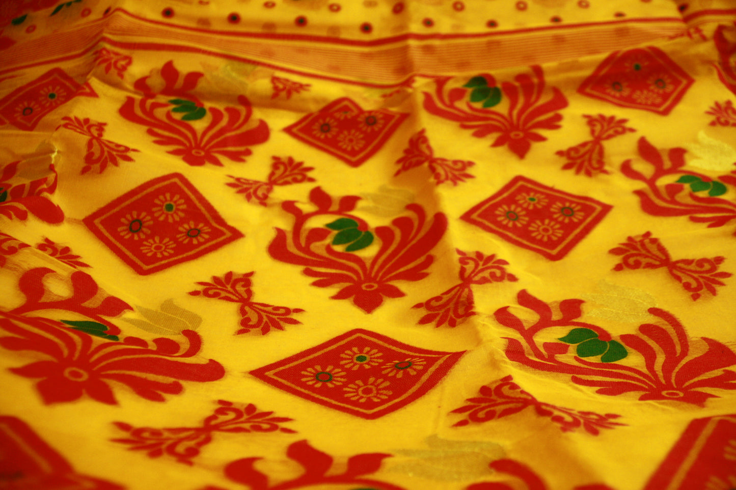 Sunshine Yellow Pure Cotton Handwoven Saree With Dark Pink and Green Threadwork | Bengali Jamdani Saree