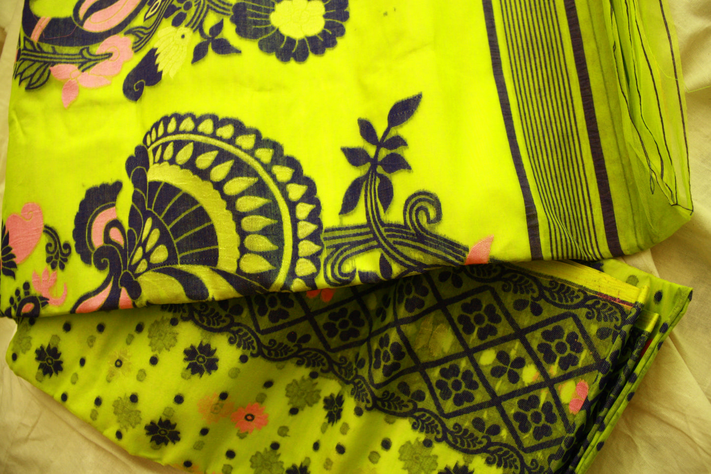 Lime Green Pure Cotton Handwoven Saree | Bengali Jamdani Saree