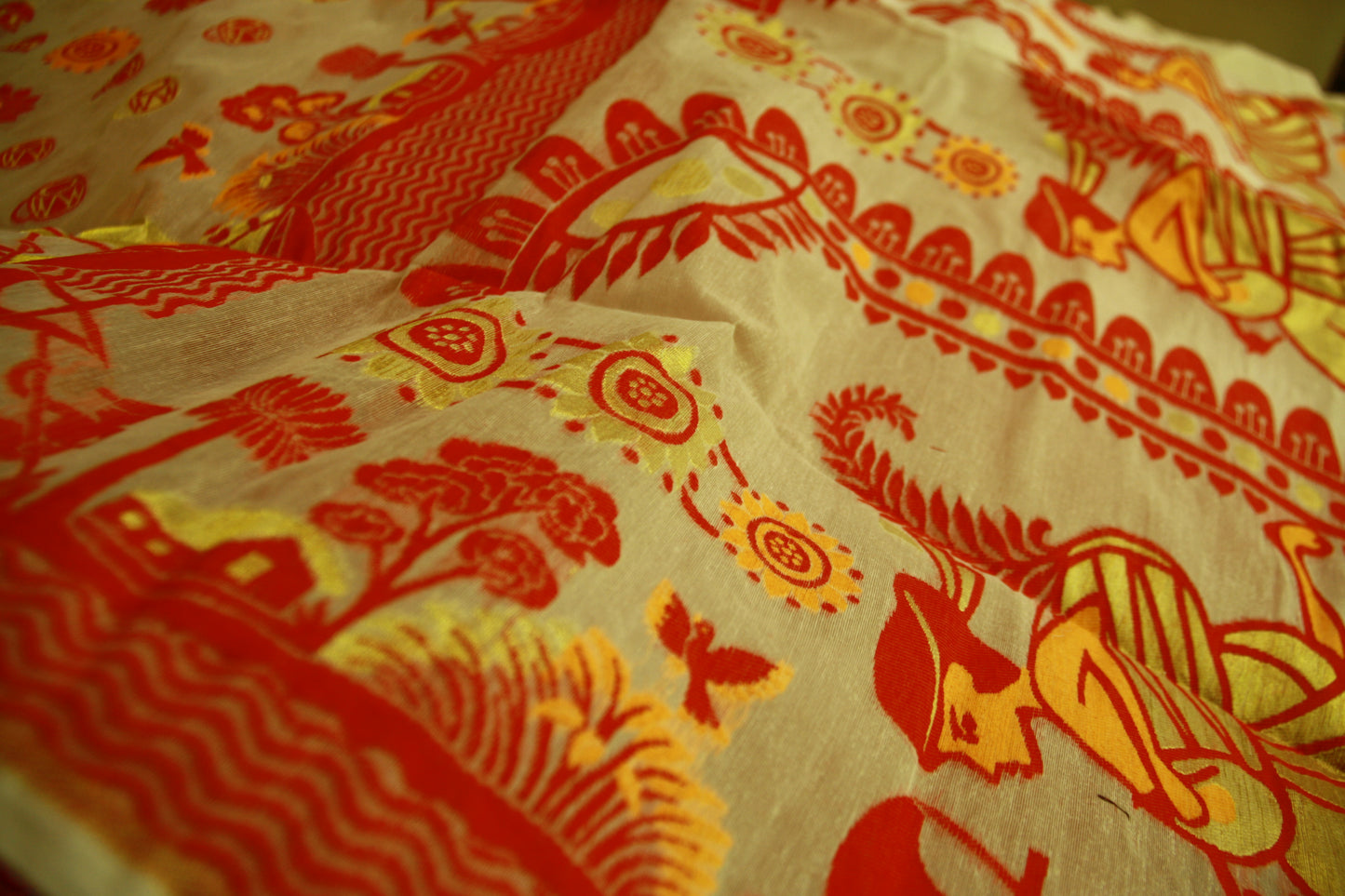 Pure White Cotton Handwoven Saree | Bengali Jamdani Saree