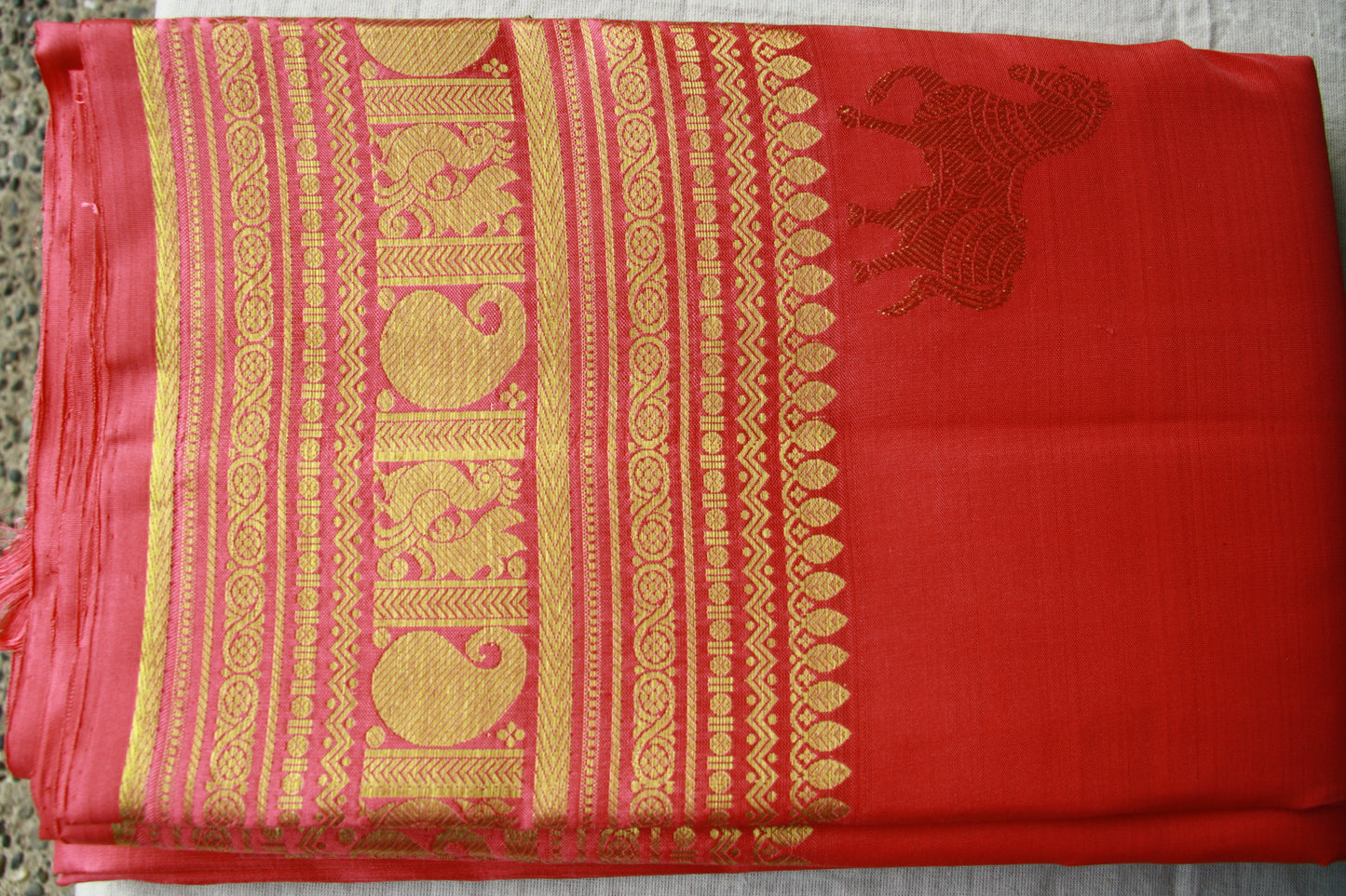 Rose Pink Pure Silk Kanjivaram Saree with Golden zari work|Checks Saree with Golden work | SILK MARK CERTIFIED