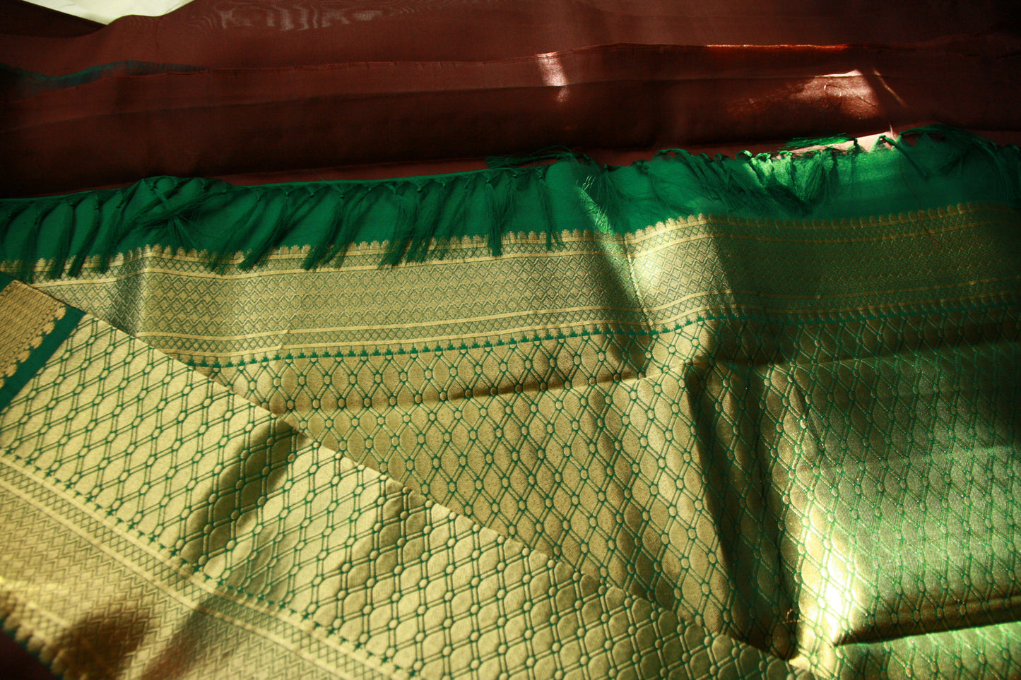 Coffee Brown Color Pure Silk Kanjeevaram Gorgeous Green Golden Zari Pallu | Silk Mark Cert