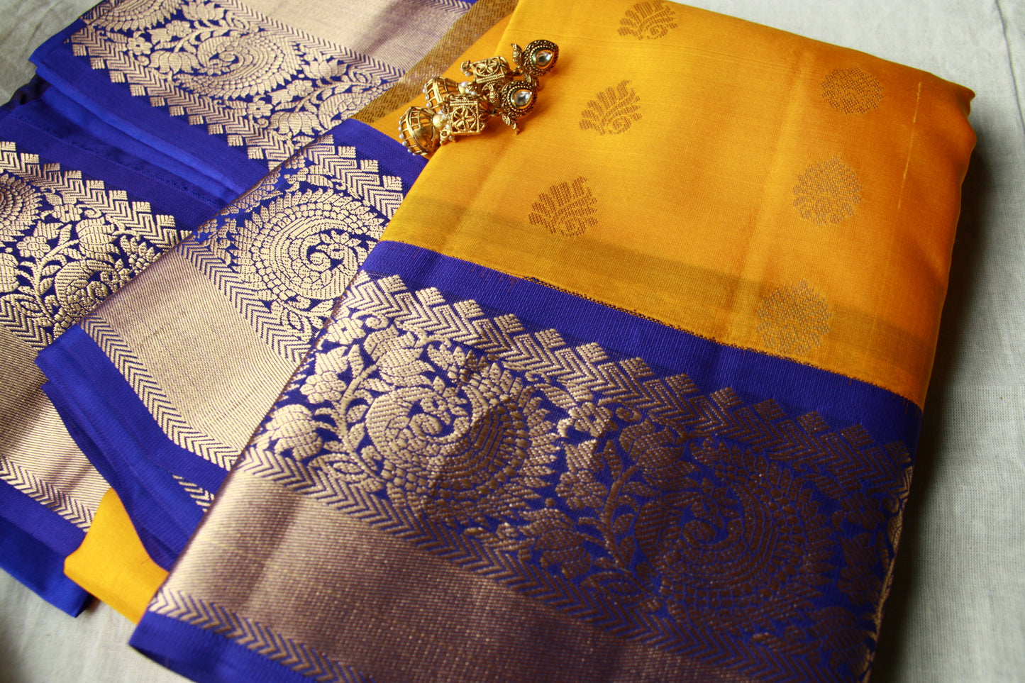 Lightweight Kanjeevaram Saree Yellow Color Pure Silk Peacock Border Dark Blue Golden Zari Pallu | Silk Mark Cert
