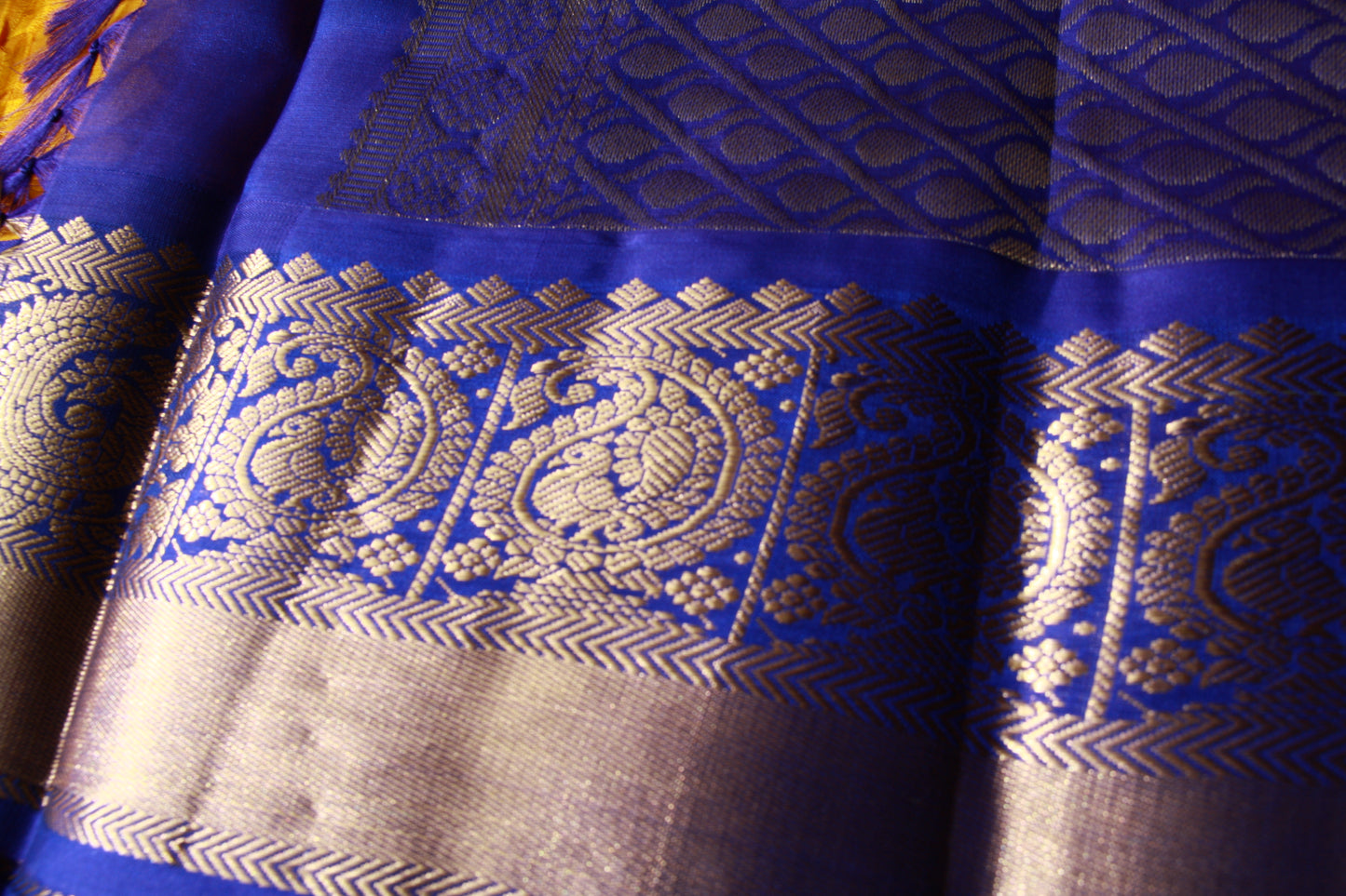 Lightweight Kanjeevaram Saree Yellow Color Pure Silk Peacock Border Dark Blue Golden Zari Pallu | Silk Mark Cert