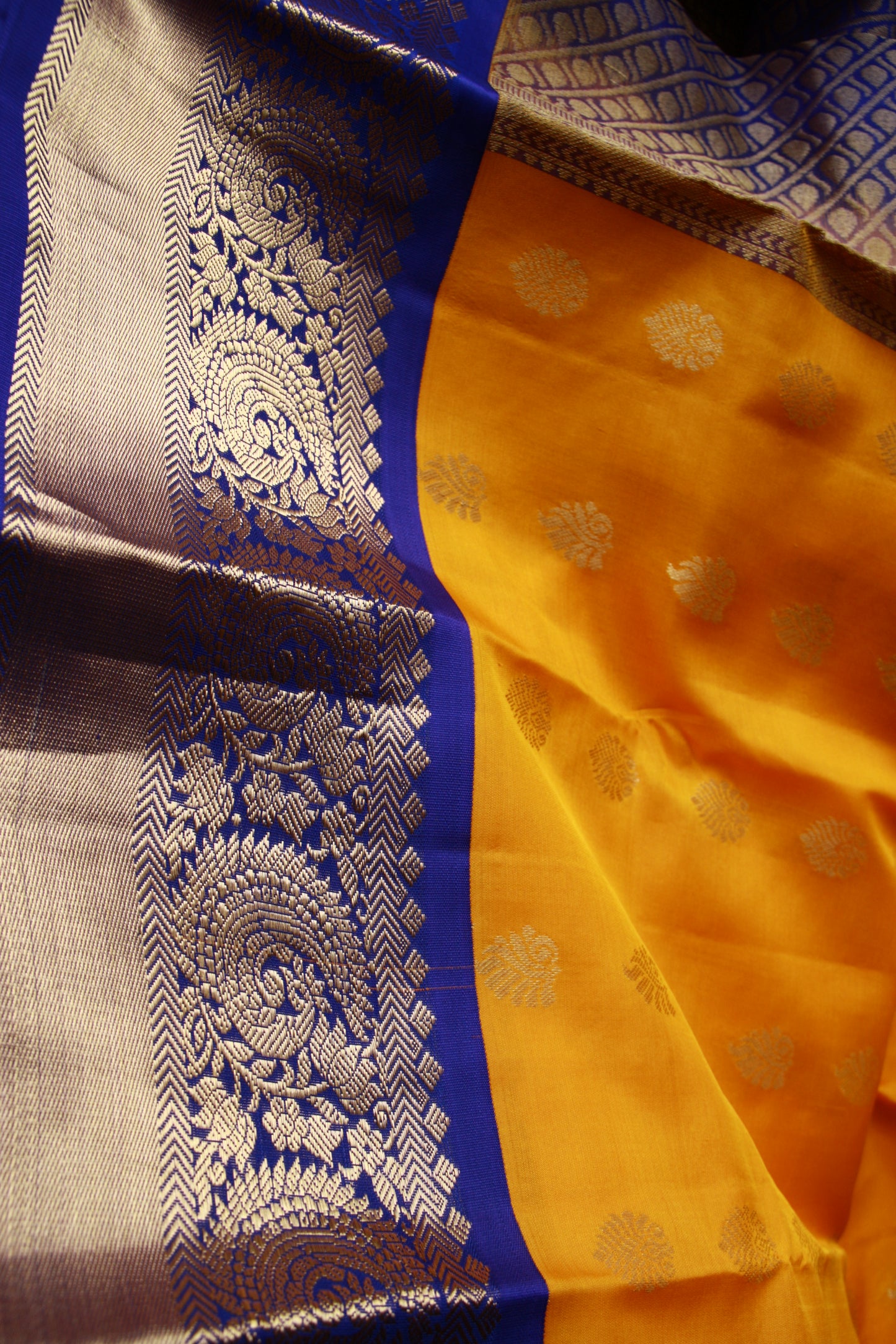 Lightweight Kanjeevaram Saree Yellow Color Pure Silk Peacock Border Dark Blue Golden Zari Pallu | Silk Mark Cert