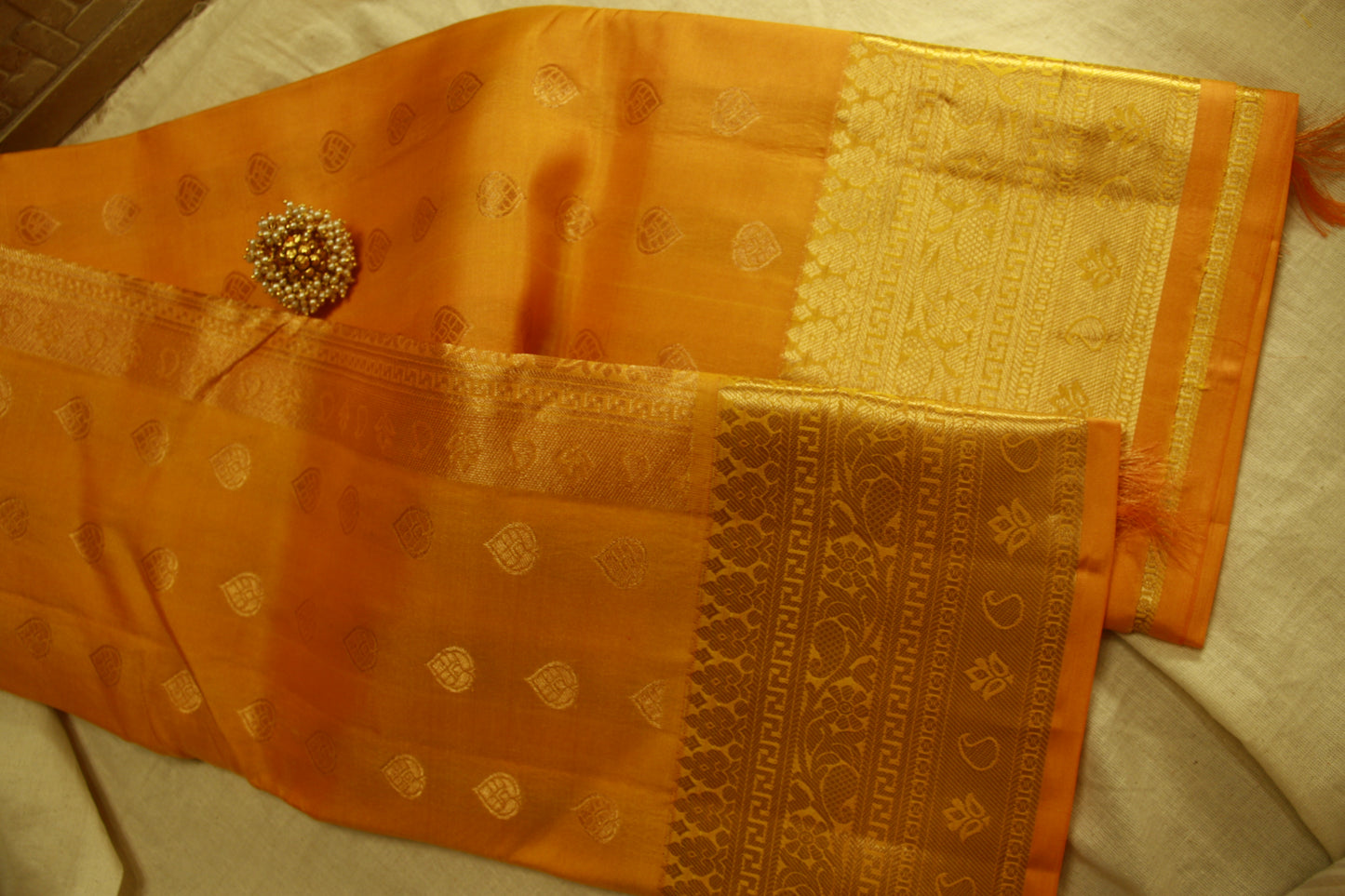 Lightweight Yellow Color Pure Silk Kanjeevaram Saree Golden Zari Pallu | Silk Mark Cert