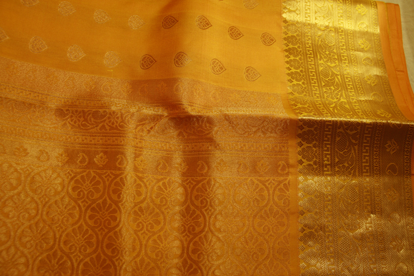 Lightweight Yellow Color Pure Silk Kanjeevaram Saree Golden Zari Pallu | Silk Mark Cert