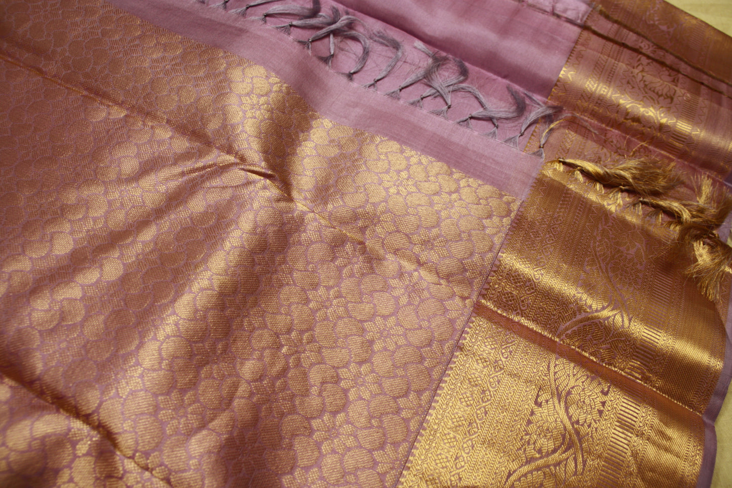 Rare Find! Very Lightweight Lavendar Color Pure Silk Kanjeevaram Saree Golden Zari Pallu | Silk Mark Cert