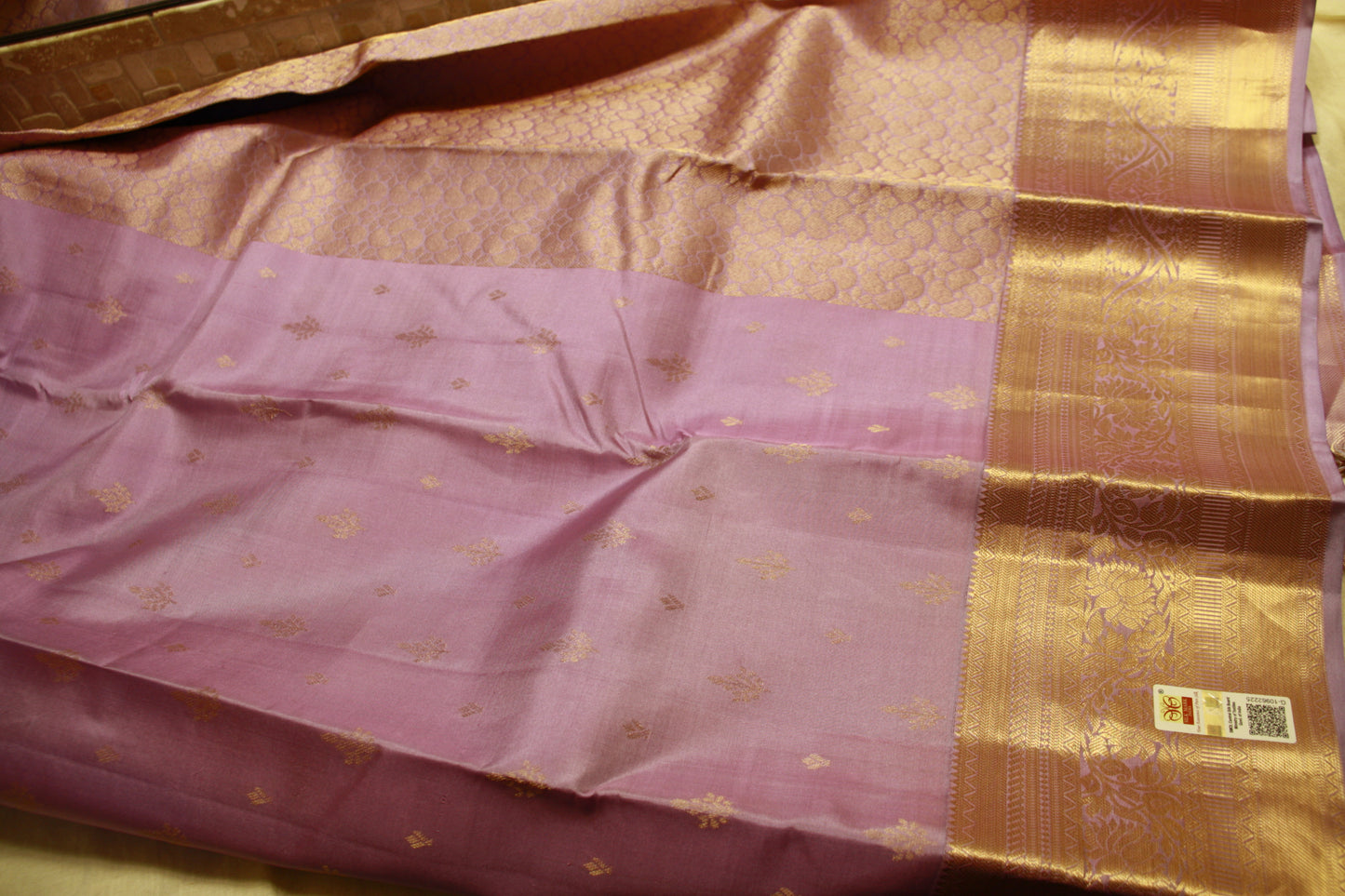 Rare Find! Very Lightweight Lavendar Color Pure Silk Kanjeevaram Saree Golden Zari Pallu | Silk Mark Cert