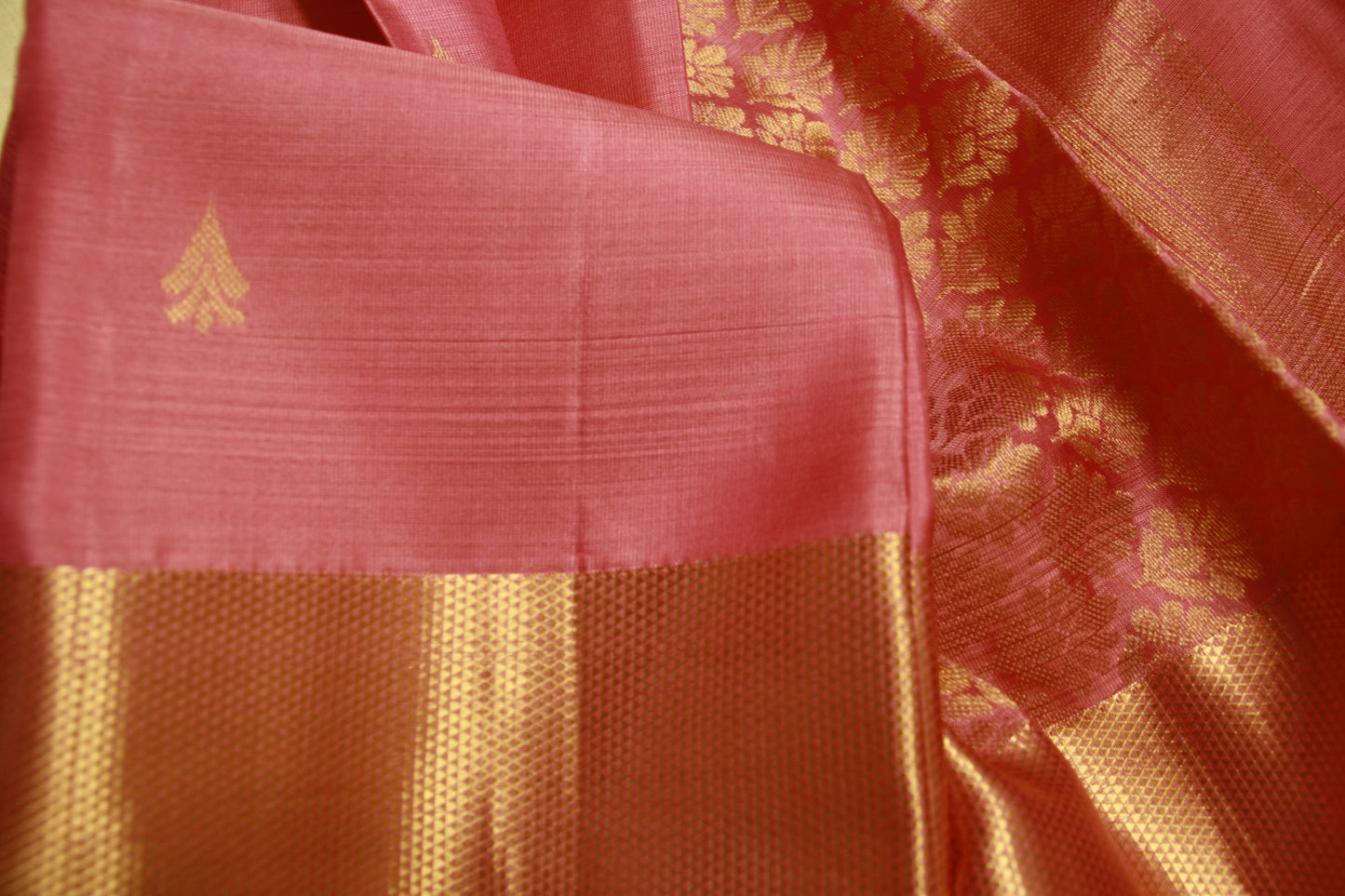 Lotus Pink Pure Silk Kanjivaram Lightweight Saree with Golden work | SILK MARK CERTIFIED