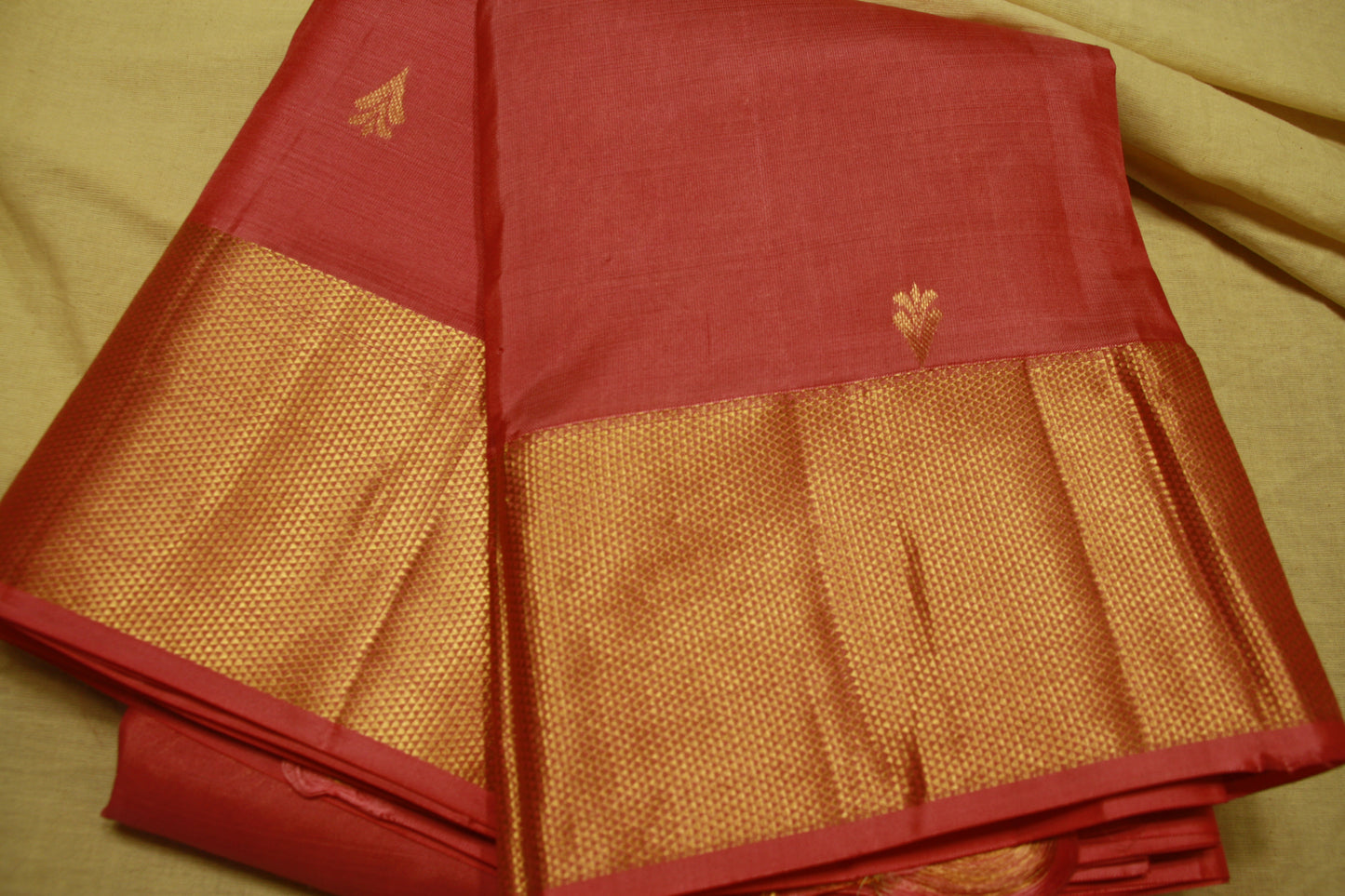 Lotus Pink Pure Silk Kanjivaram Lightweight Saree with Golden work | SILK MARK CERTIFIED