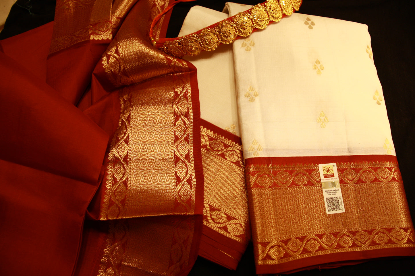 White Pure Silk Lightweight Kanjeevaram Saree Handloom Saree and with Golden Maroon Zari work | SILK MARK CERTIFIED