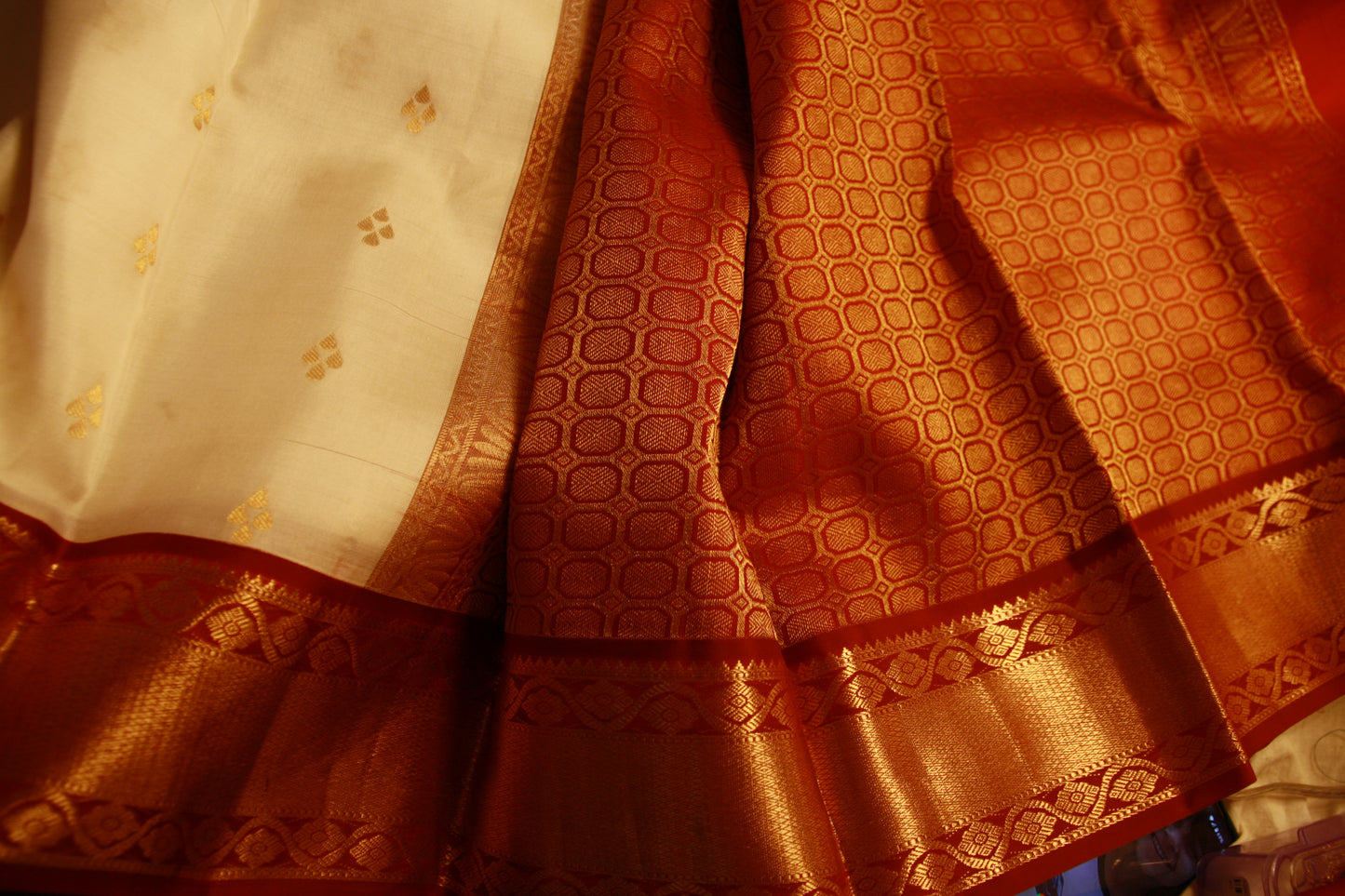 White Pure Silk Lightweight Kanjeevaram Saree Handloom Saree and with Golden Maroon Zari work | SILK MARK CERTIFIED