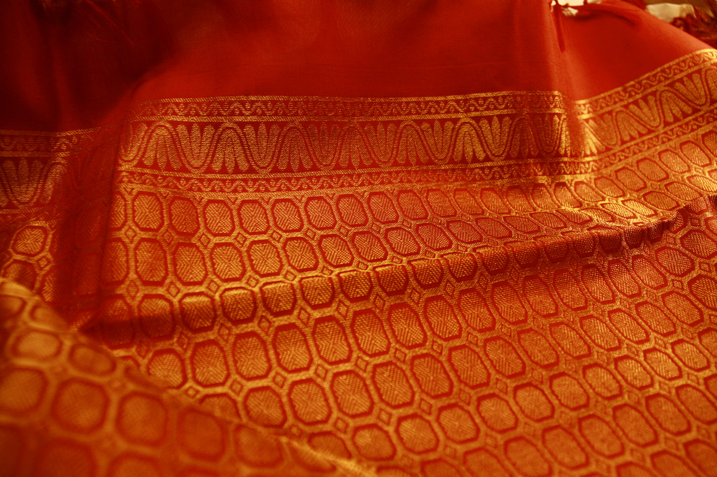 White Pure Silk Lightweight Kanjeevaram Saree Handloom Saree and with Golden Maroon Zari work | SILK MARK CERTIFIED