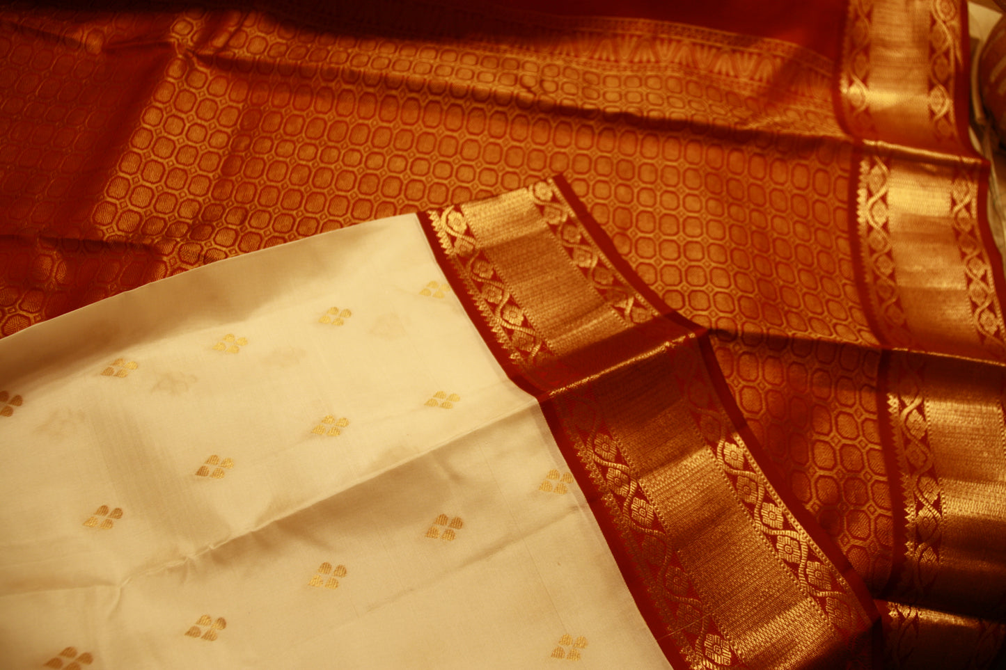 White Pure Silk Lightweight Kanjeevaram Saree Handloom Saree and with Golden Maroon Zari work | SILK MARK CERTIFIED