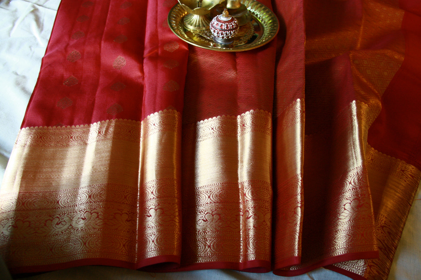 Beetroot Maroon Color Pure Silk Kanjivaram Saree with Golden Zari| SILK MARK CERTIFIED