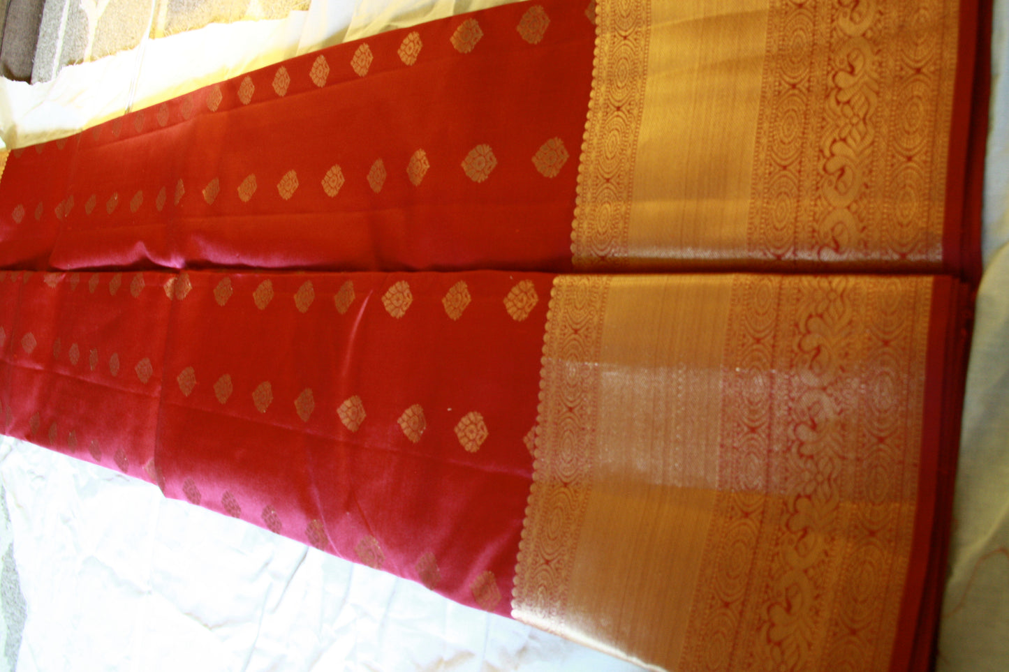 Beetroot Maroon Color Pure Silk Kanjivaram Saree with Golden Zari| SILK MARK CERTIFIED