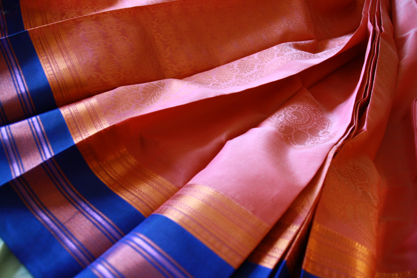 Cream Pink Pure Cotton Saree with Copper and Golden Zari work