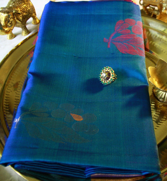 Lightweight Peacock Blue Pure Silk Kanjivaram Saree |Checks Saree with Golden work | SILK MARK CERTIFIED