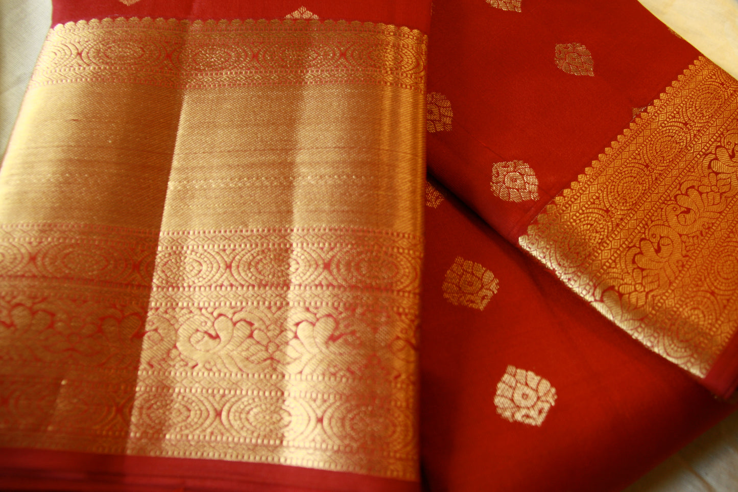 Beetroot Maroon Color Pure Silk Kanjivaram Saree with Golden Zari| SILK MARK CERTIFIED