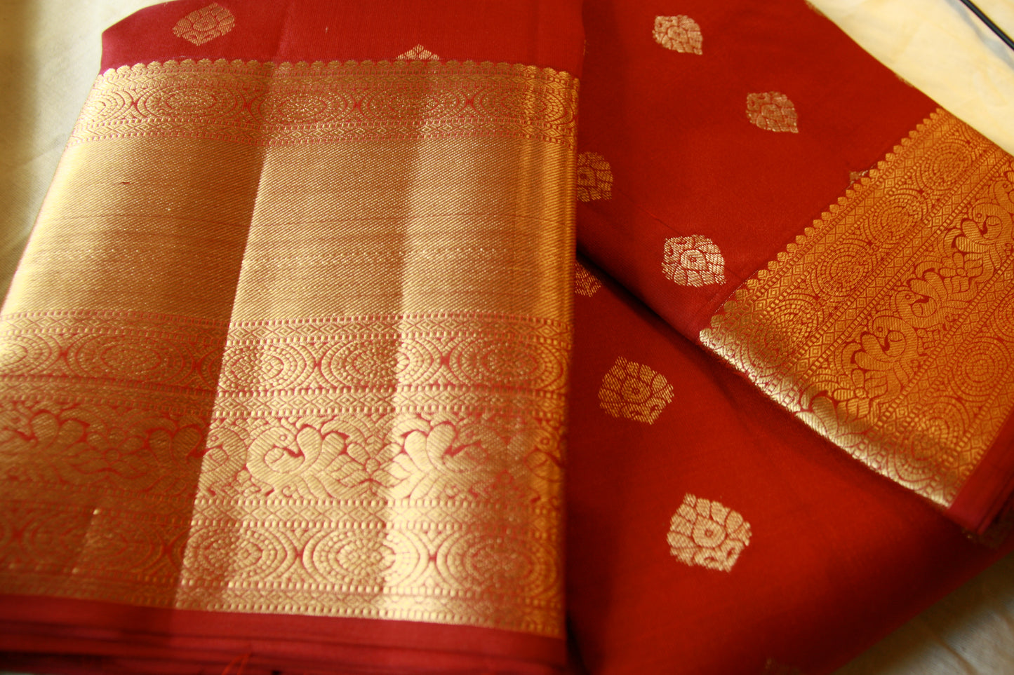 Beetroot Maroon Color Pure Silk Kanjivaram Saree with Golden Zari| SILK MARK CERTIFIED