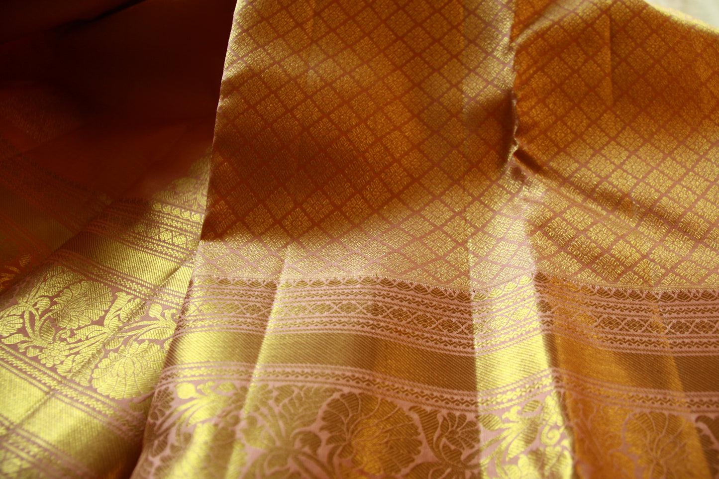 Soft Pink Pure Silk Kanjivaram Saree |Checks Golden Zari work Saree | SILK MARK CERTIFIED