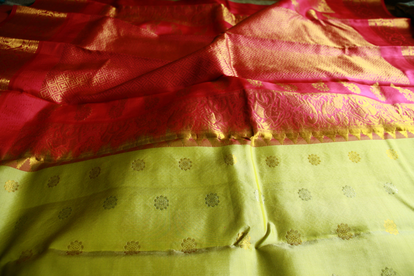 Green Pista Pure Silk Kanjivaram Saree with Bright Rose Pink and Golden Zari border | SILK MARK CERTIFIED