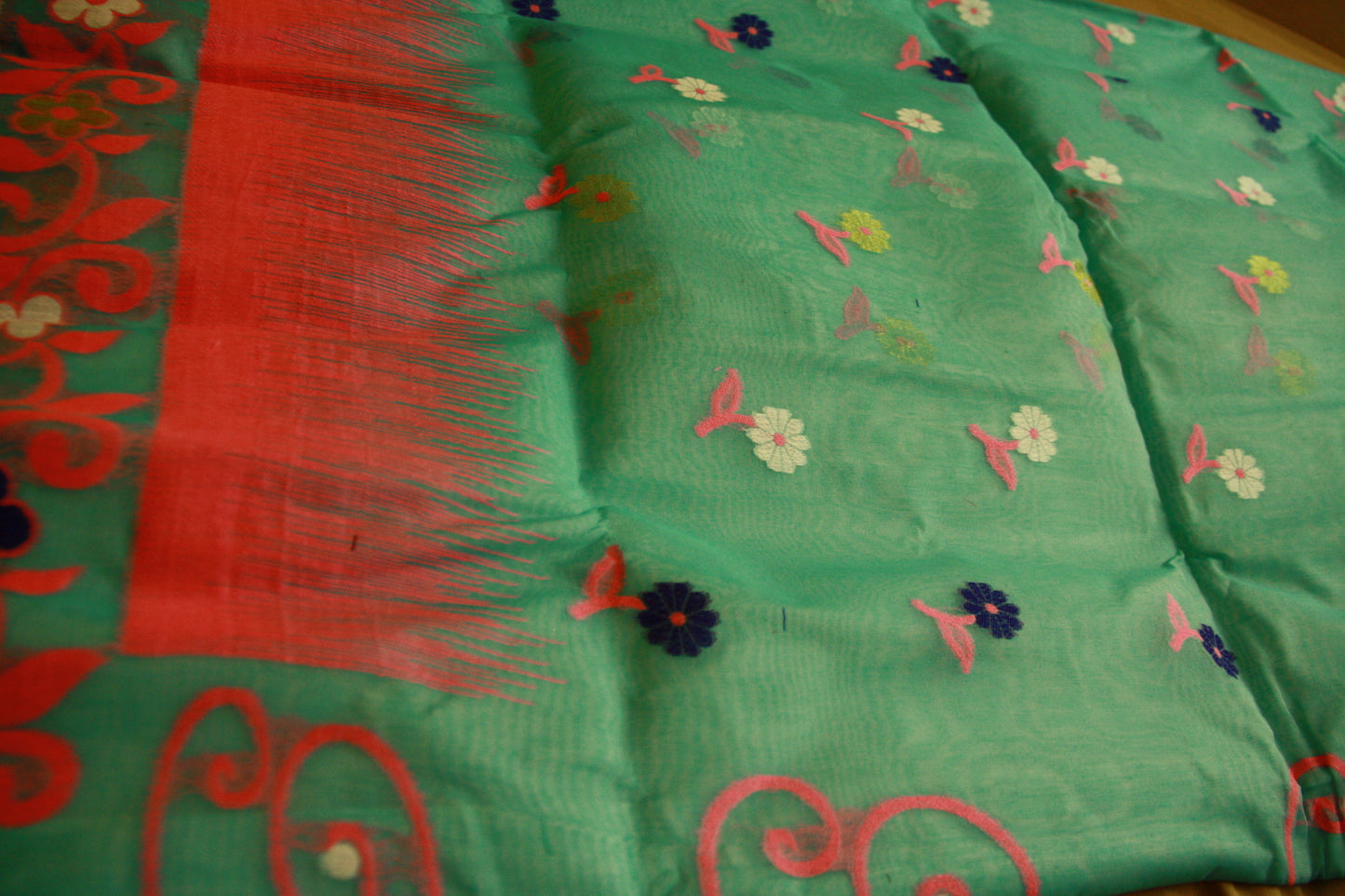 Coral Green Pure Cotton Handwoven Saree | Bengali Jamdani Saree