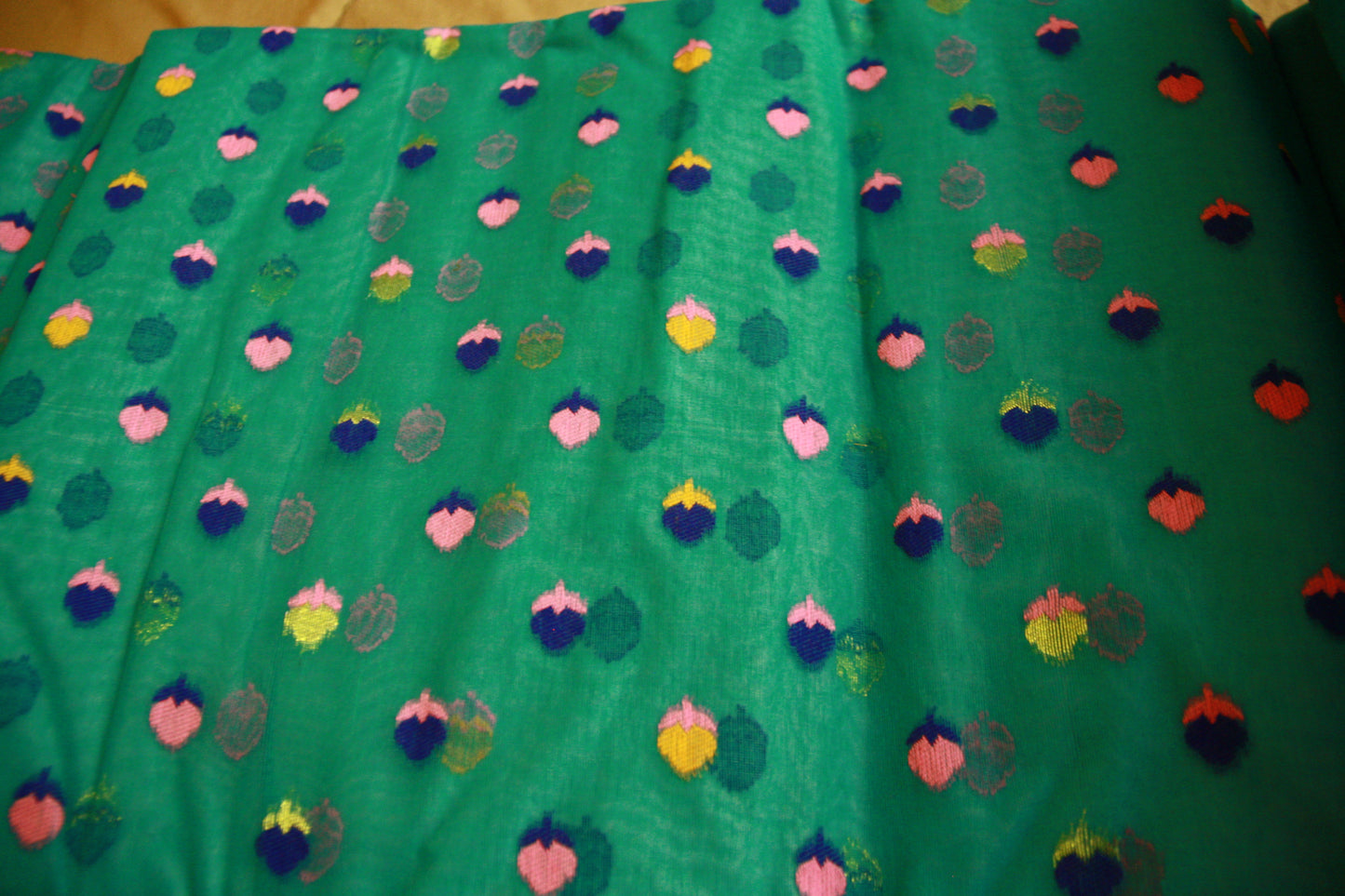 Creamy Green Pure Cotton Handwoven Saree | Bengali Jamdani Saree